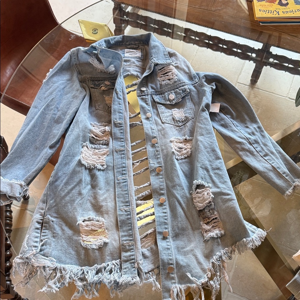 Frayed Hem Light Blue Denim Jacket